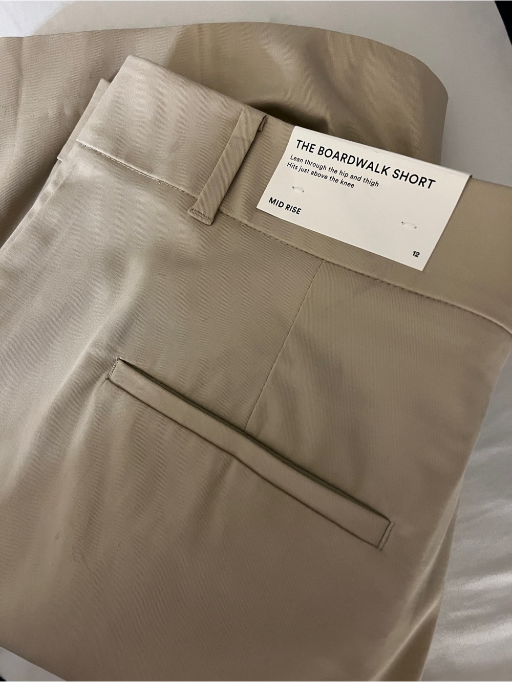 Ann Taylor NWT Light Beige Boardwalk Shorts SZ 12 Classic Preppy